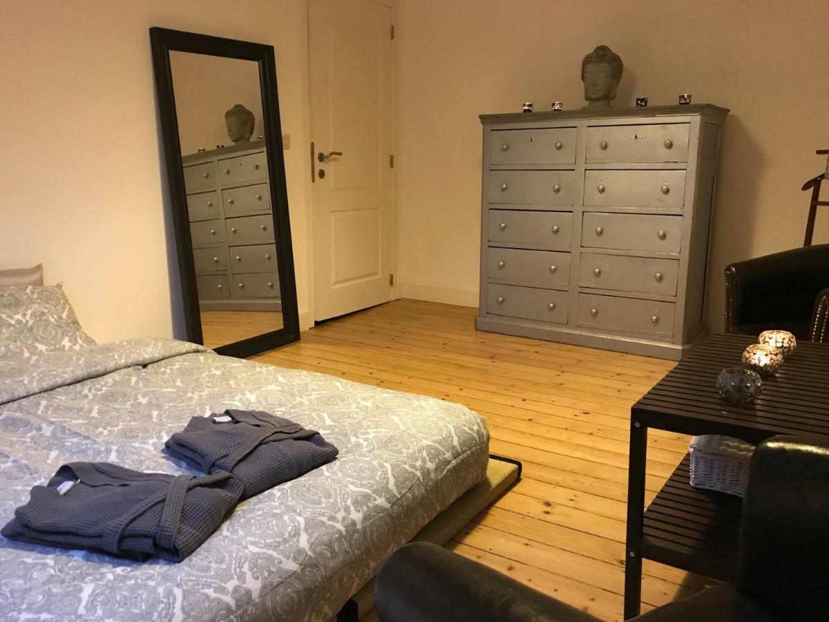 Chic Cocoon Guest House Saint-Gilles ภายนอก รูปภาพ
