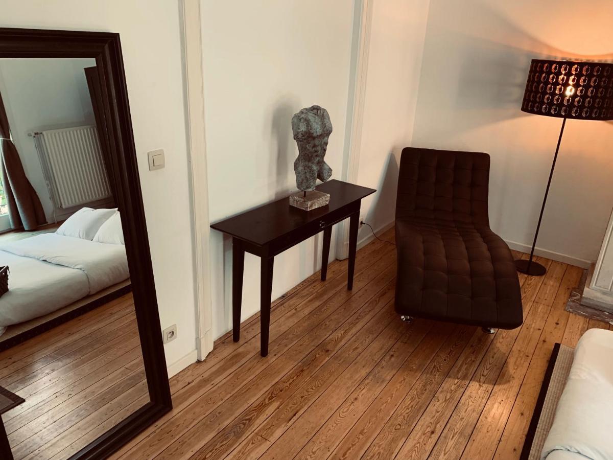Chic Cocoon Guest House Saint-Gilles ภายนอก รูปภาพ