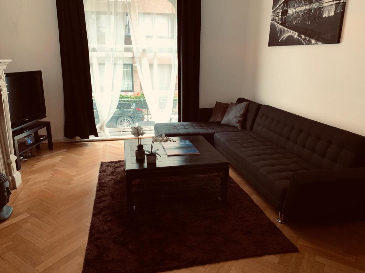 Chic Cocoon Guest House Saint-Gilles ภายนอก รูปภาพ